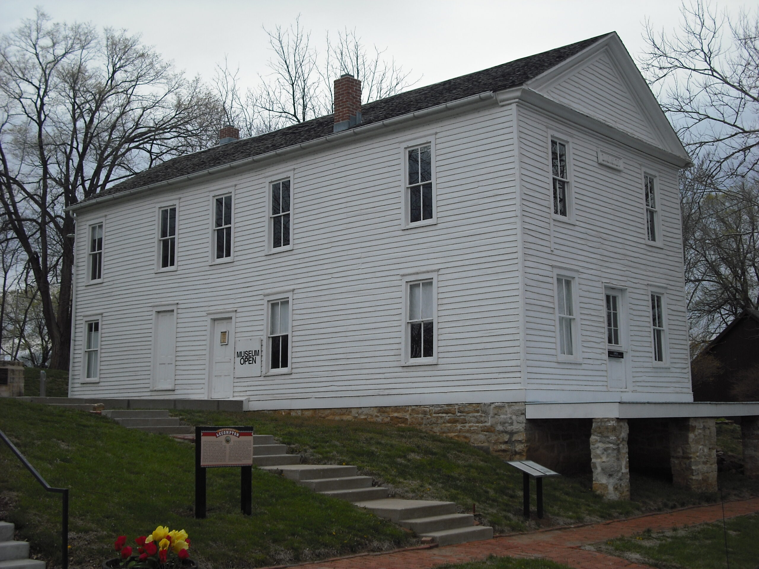 Lecompton Kansas Constitution Hall - landscaping services